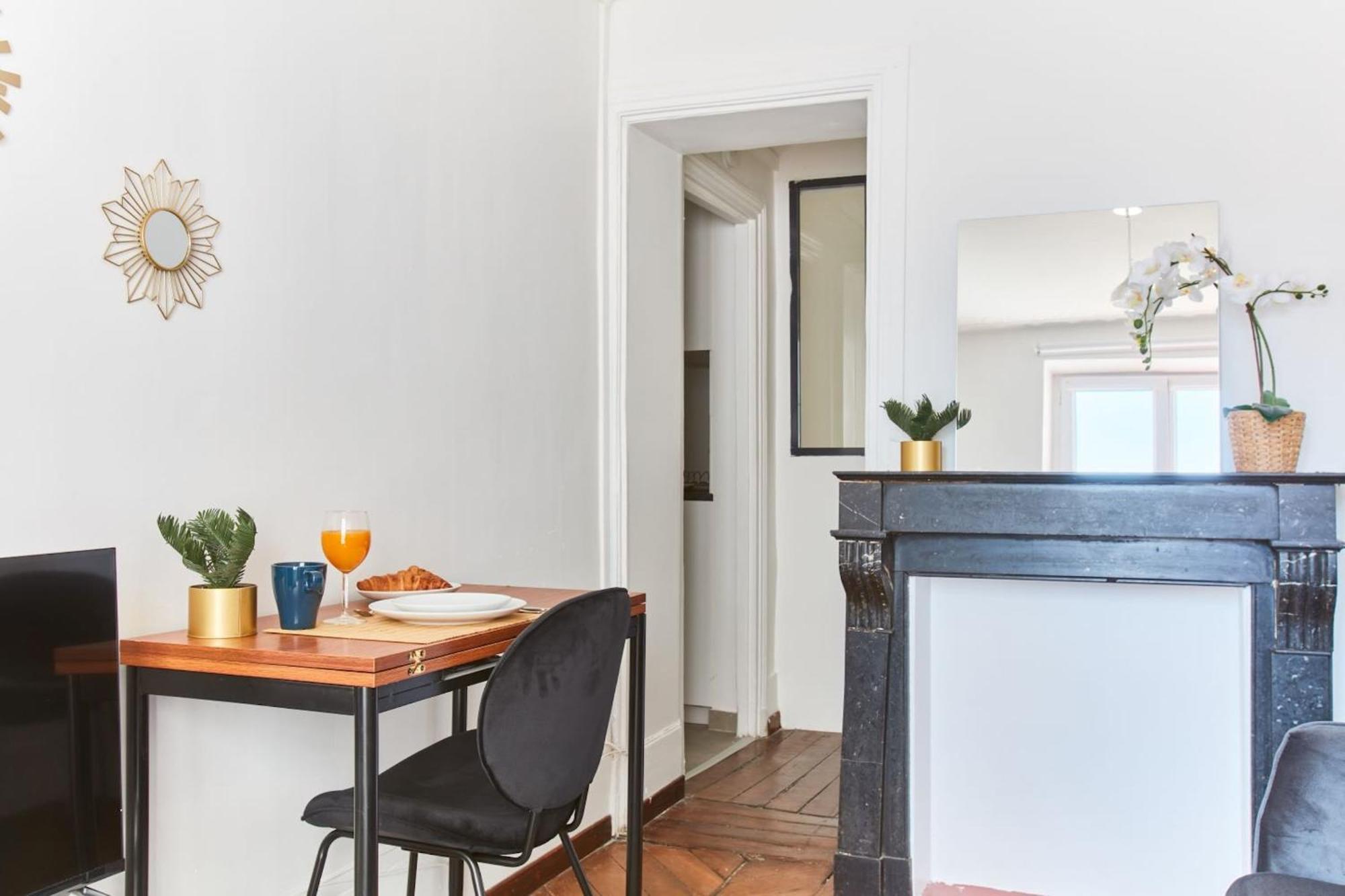 Montmartre & Sacre-Coeur Basilica - 1Br - Cityapartmentstay Parijs Buitenkant foto